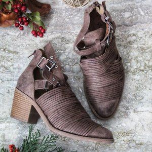 Brown Boots with straps